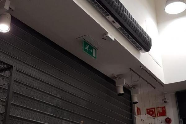 Instalación de cortina de aire